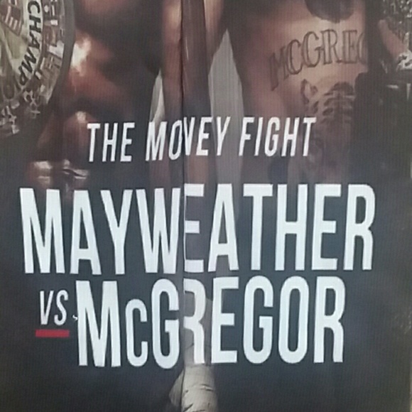 Mayweather Vs. McGregor Fight Socks - Picture 3 of 4